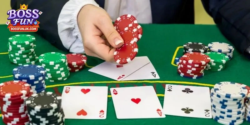 Hãy quan sát lối chơi của đối thủ